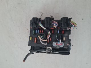 bontott CITROËN C4 Biztosítéktábla Motortér