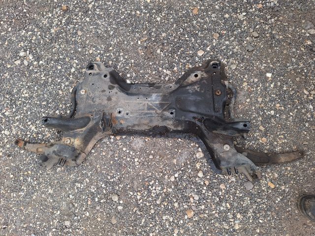 bontott CITROËN C4 Első Bölcső