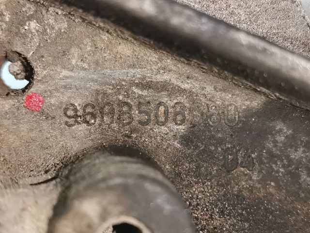 bontott CITROËN C4 Első Főtengely Szimmeringház