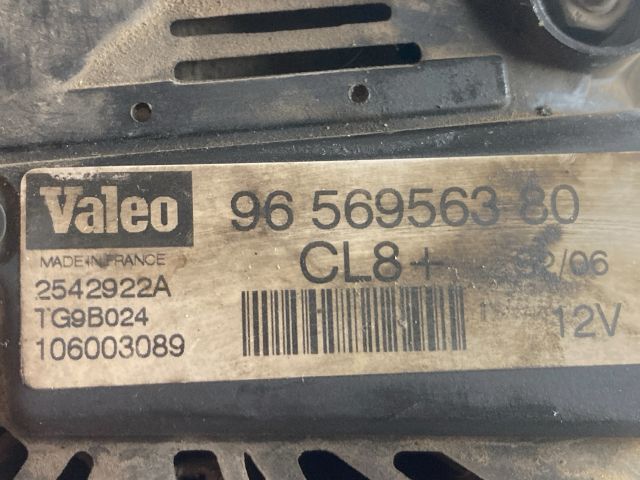 bontott CITROËN C4 Generátor