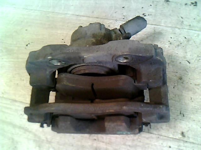 bontott CITROËN C4 Jobb első Féknyereg Munkahengerrel