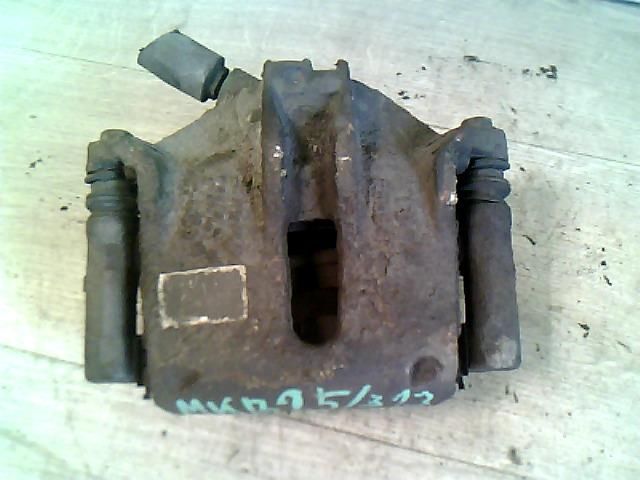 bontott CITROËN C4 Jobb első Féknyereg Munkahengerrel