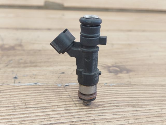 bontott CITROËN C4 Porlasztó (1 db)