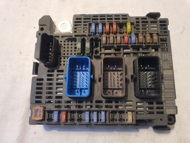 bontott CITROËN C4 Biztosítéktábla Motortér