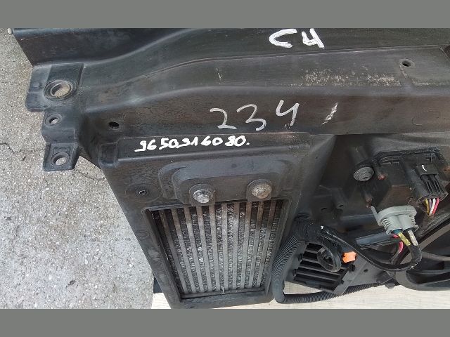 bontott CITROËN C4 Komplett Homlokfal (Részeivel)