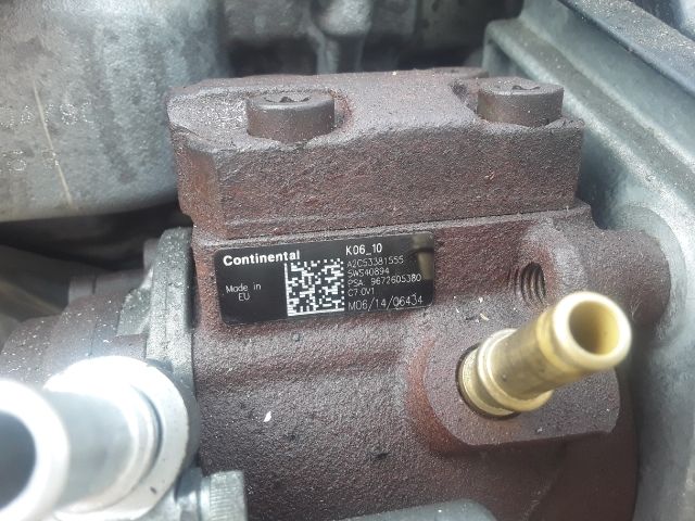 bontott CITROËN C4 Motor (Fűzött blokk hengerfejjel)