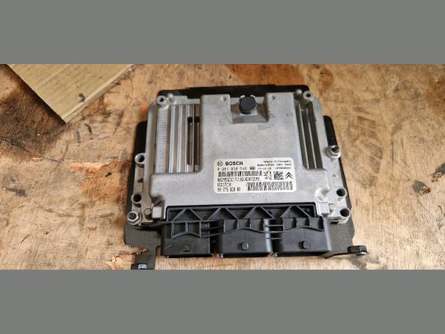 bontott CITROËN C4 Motorvezérlő