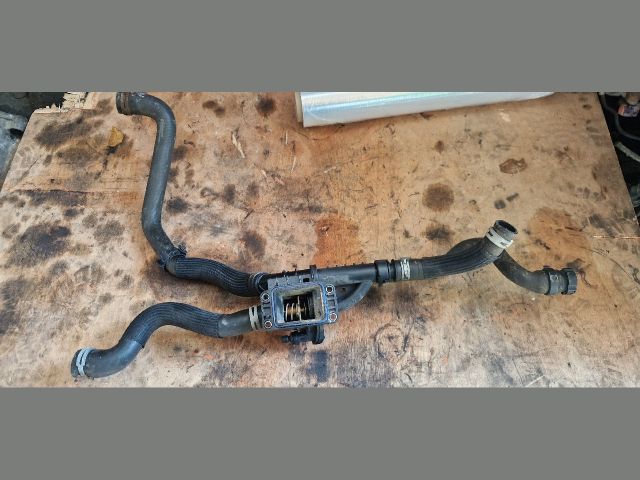 bontott CITROËN C4 Termosztátház Csővel