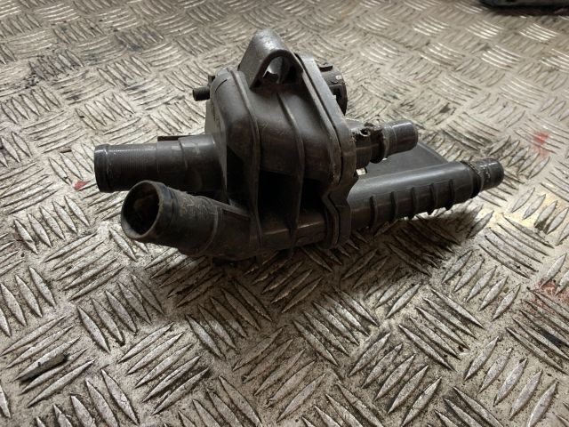 bontott CITROËN C4 Termosztátház