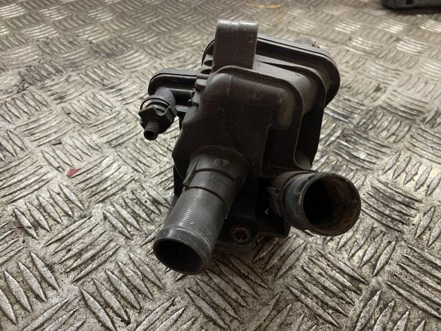 bontott CITROËN C4 Termosztátház