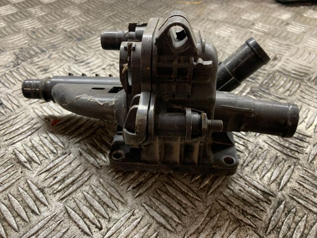 bontott CITROËN C4 Termosztátház