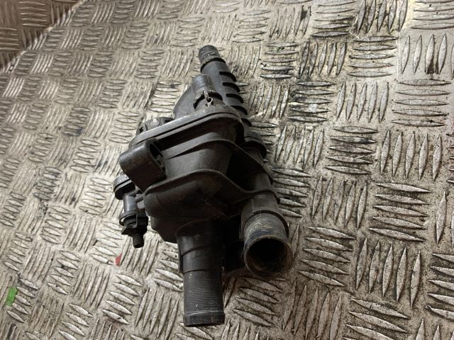 bontott CITROËN C4 Termosztátház