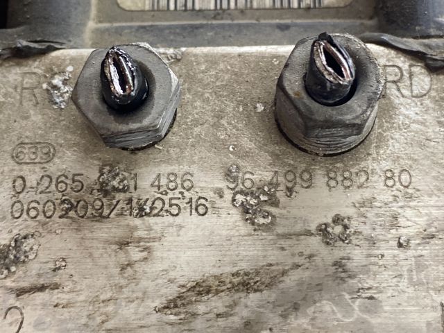 bontott CITROËN C4 ABS Kocka