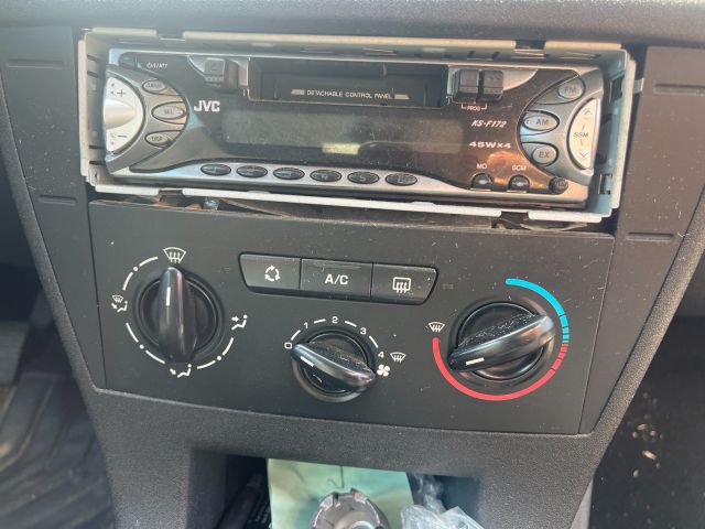 bontott CITROËN C4 Bal első Csonkállvány Kerékaggyal