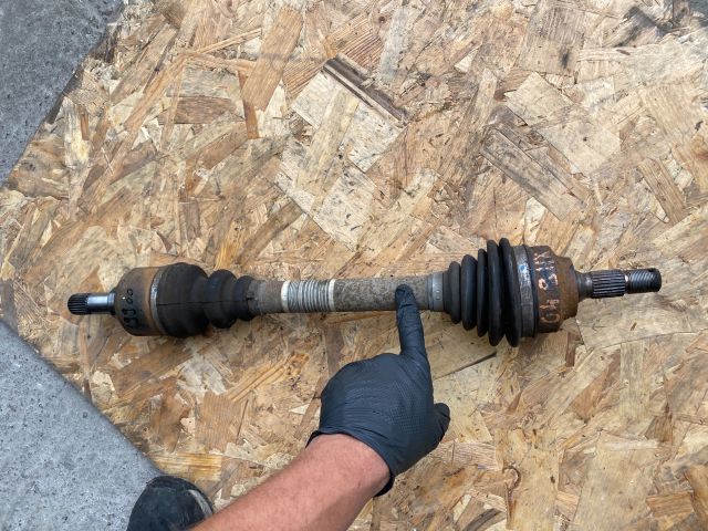 bontott CITROËN C4 Bal Féltengely