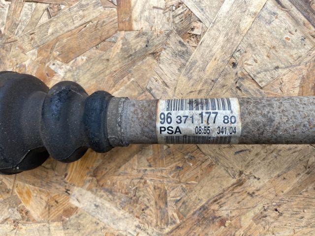 bontott CITROËN C4 Bal Féltengely