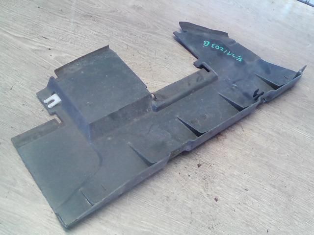 bontott CITROËN C4 Bal Motorburkolat