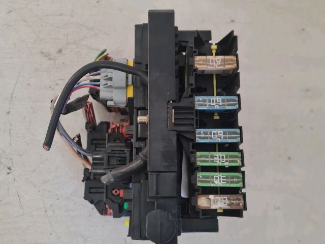 bontott CITROËN C4 Biztosítéktábla Motortér