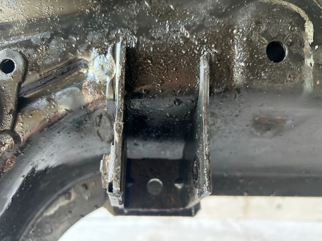 bontott CITROËN C4 Első Bölcső