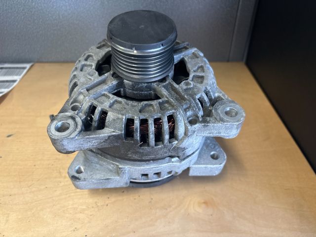 bontott CITROËN C4 Generátor