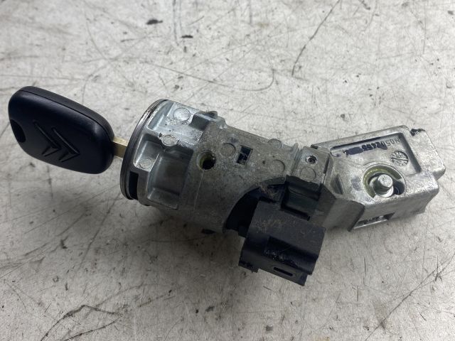 bontott CITROËN C4 Gyújtáskapcsoló