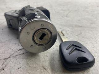 bontott CITROËN C4 Gyújtáskapcsoló