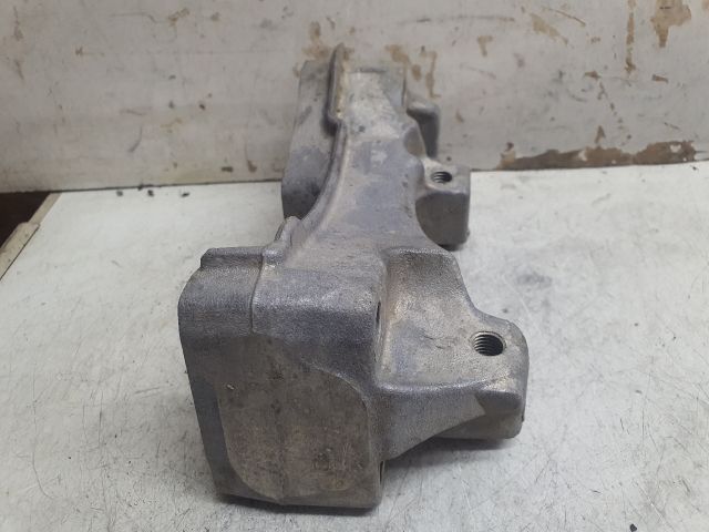 bontott CITROËN C4 Motor Tartó Bak (Fém)