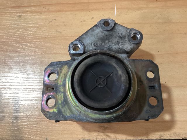 bontott CITROËN C4 Motor Tartó Bak (Pozíciófüggetlen)