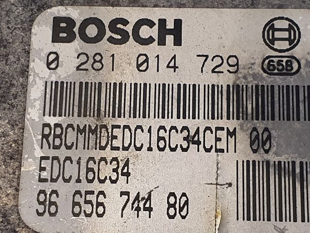 bontott CITROËN C4 Motorvezérlő