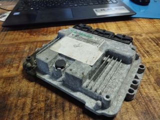 bontott CITROËN C4 Motorvezérlő