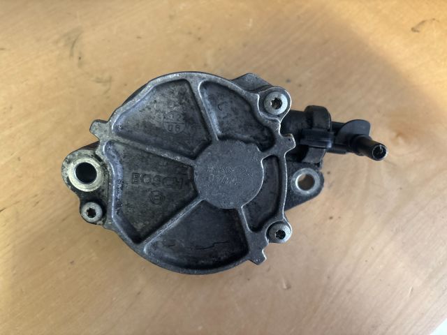 bontott CITROËN C4 Vákumpumpa