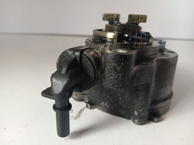 bontott CITROËN C4 Vákumpumpa