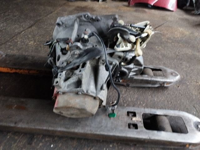 bontott CITROËN C4 Váltó (Mechanikus)