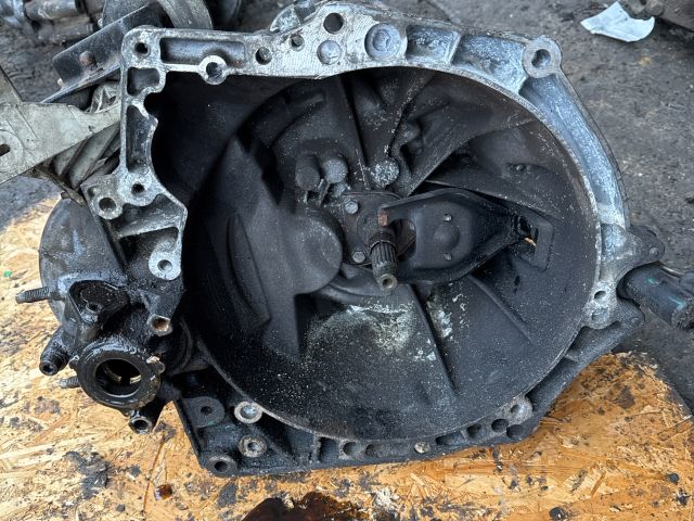 bontott CITROËN C4 Váltó (Mechanikus)