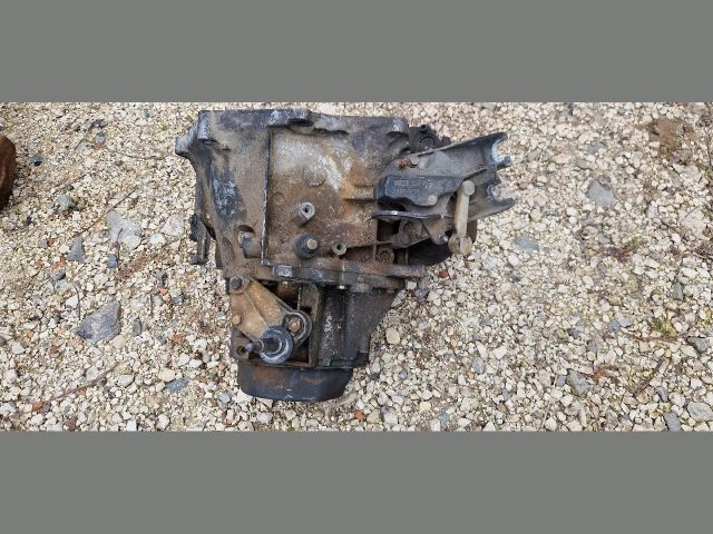 bontott CITROËN C4 Váltó (Mechanikus)