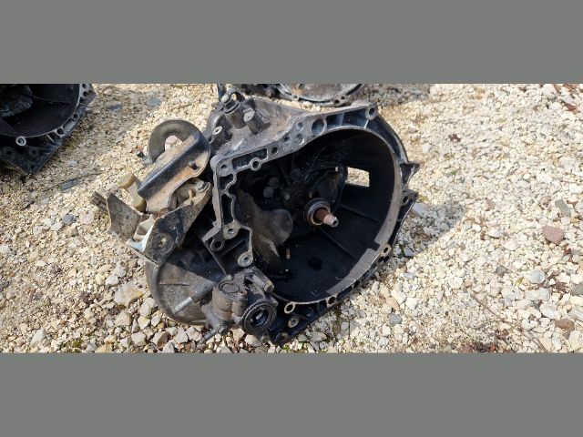 bontott CITROËN C4 Váltó (Mechanikus)