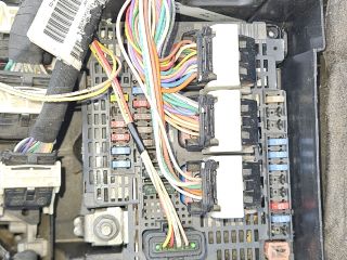 bontott CITROËN C4 Biztosítéktábla Motortér