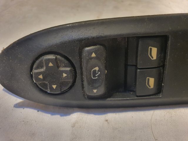bontott CITROËN C4 Ablakemelő és Tükör Kapcsoló