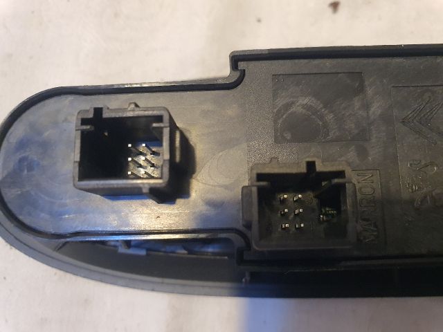 bontott CITROËN C4 Ablakemelő és Tükör Kapcsoló