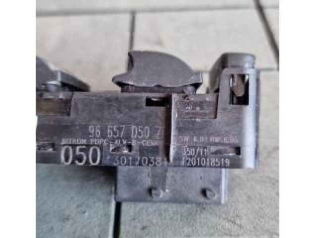 bontott CITROËN C4 Ablakemelő Kapcsoló Négyes / Kettes