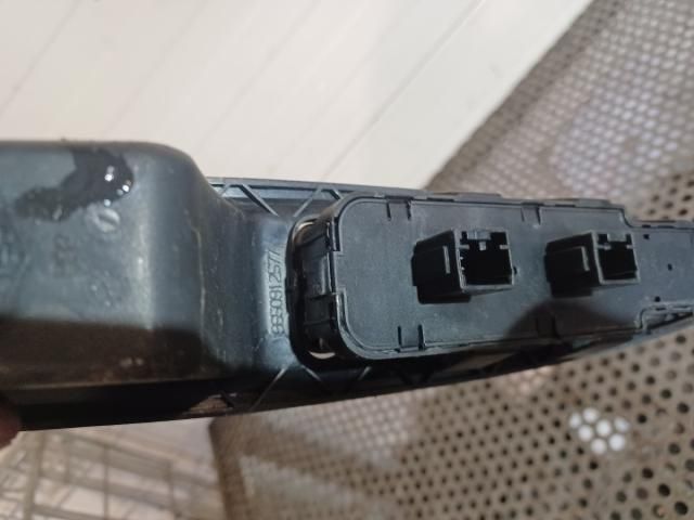 bontott CITROËN C4 Ablakemelő Kapcsoló Négyes / Kettes