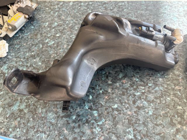 bontott CITROËN C4 Ablakmosó Tartály