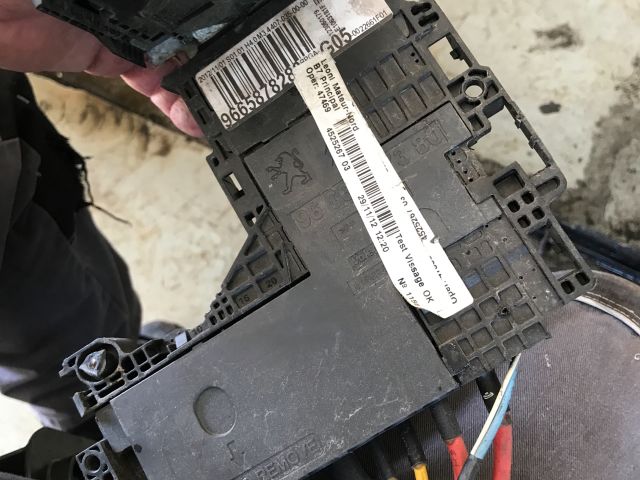 bontott CITROËN C4 Akkumulátor Saru Elektronikával