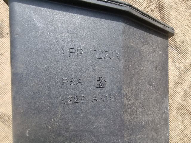 bontott CITROËN C4 Aktív Szénszűrő