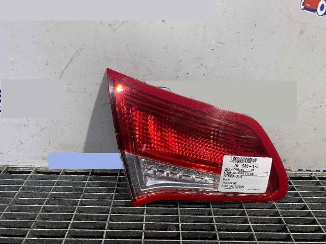 bontott CITROËN C4 Bal Belső Hátsó Lámpa