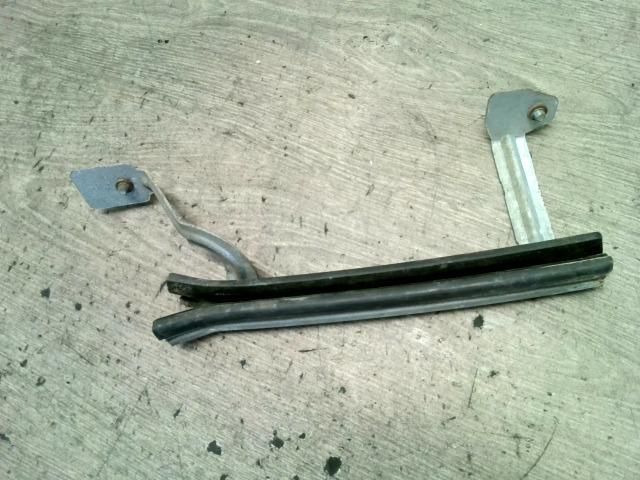 bontott CITROËN C4 Bal első Ablak Sín