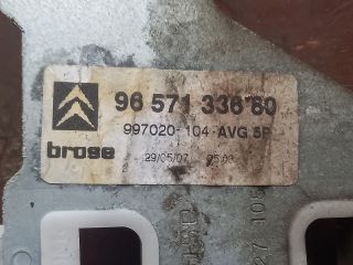 bontott CITROËN C4 Bal első Ablakemelő Szerkezet (Elektromos)