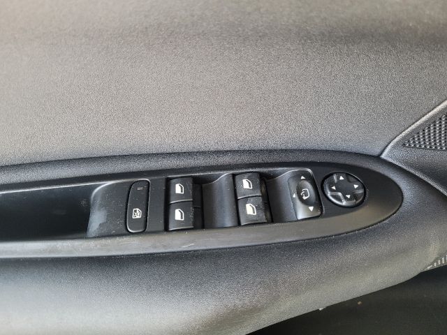 bontott CITROËN C4 Bal első Ajtó (Részeivel)