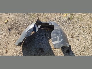 bontott CITROËN C4 Bal első Első Dobbetét (Kerékjárati, Műanyag)