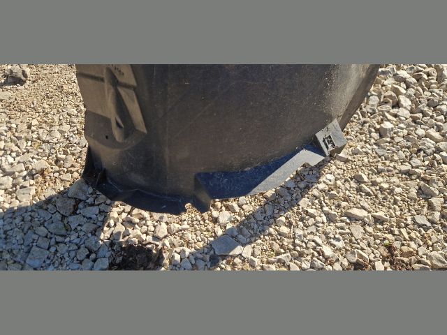 bontott CITROËN C4 Bal első Első Dobbetét (Kerékjárati, Műanyag)